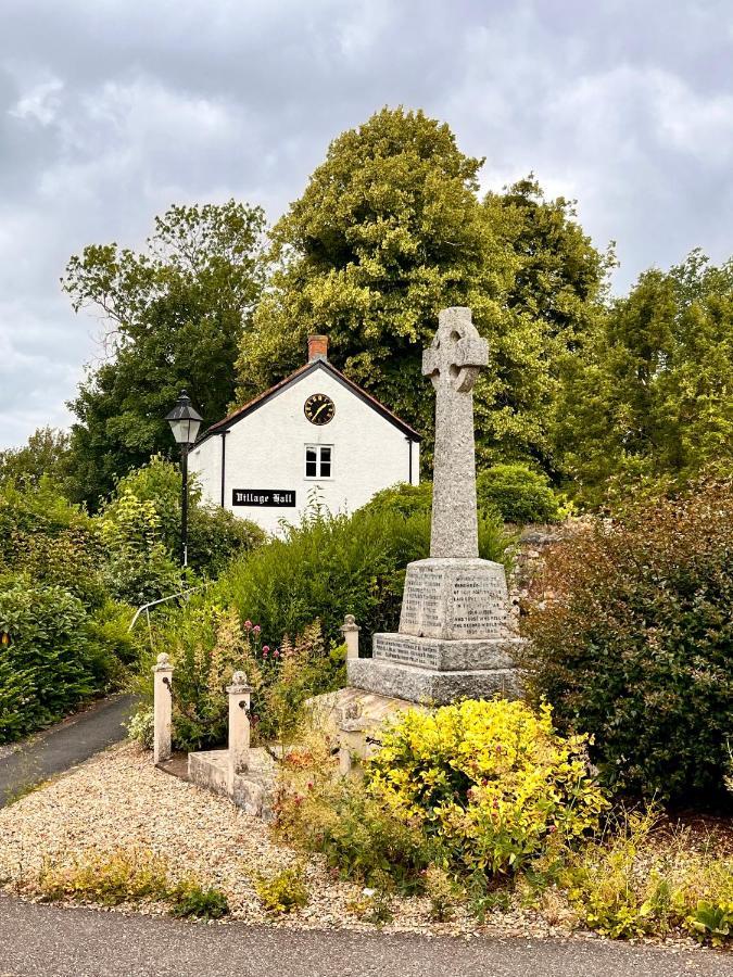 The Snuggery Cottage Taunton Exteriör bild